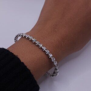 14K Gold 4 Ct Lab Grown Diamond Tennis Buttercup Crown Bracelet